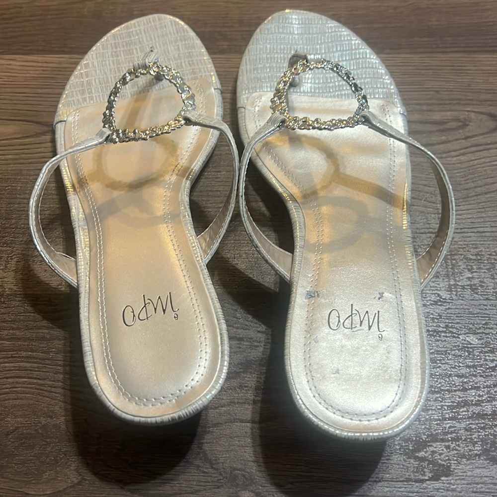EUC IMPO rhina women’s size 11m gold summer slides w/baby heel